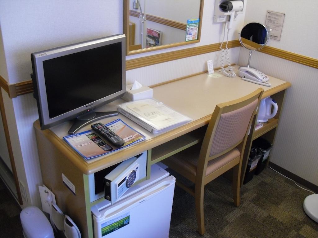 Toyoko Inn Kofu-Eki Minami-Guchi No.1 Kültér fotó