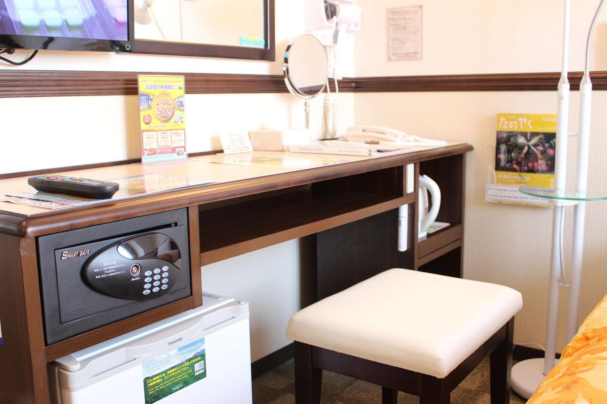 Toyoko Inn Kofu-Eki Minami-Guchi No.1 Kültér fotó