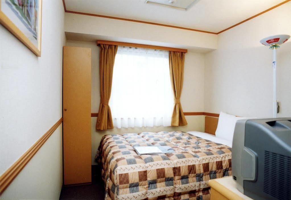 Toyoko Inn Kofu-Eki Minami-Guchi No.1 Kültér fotó